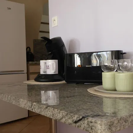 Occitane - T2 Renove Apartment Naucelle